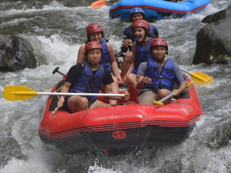 telaga waja rafting
