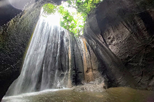 Bali Tour - Tukad Cepung Waterfall