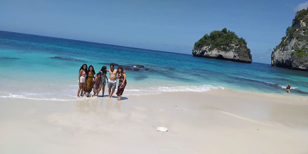 The Hits of Crystal Bay Beach - Bali Tour Package